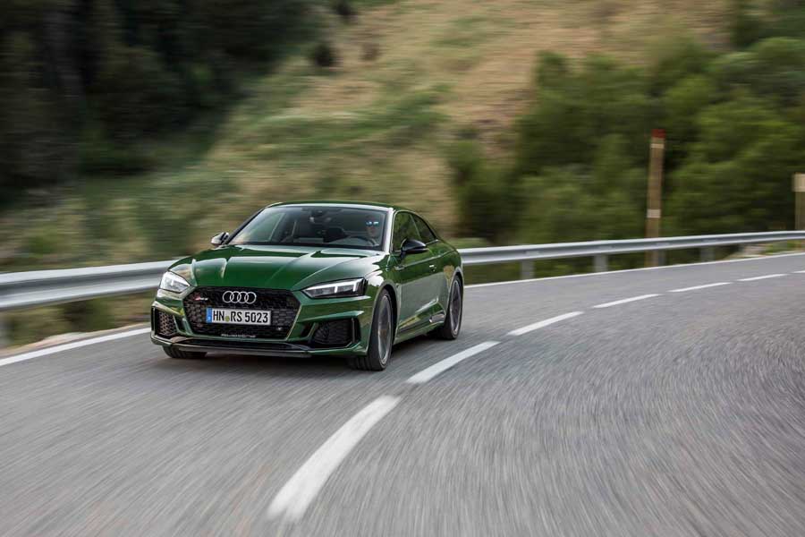 Car Reviews | Audi RS 5 | CompleteCar.ie