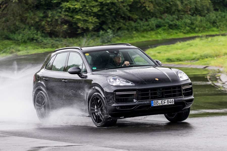 Car Reviews | Porsche Cayenne Turbo | CompleteCar.ie