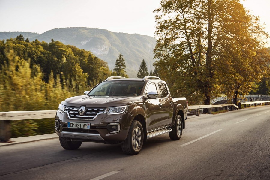 Car Reviews | Renault Alaskan | CompleteCar.ie