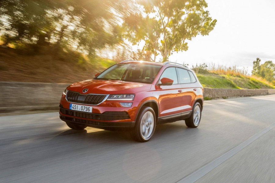 Car Reviews | Skoda Karoq 1.6 TDI diesel | CompleteCar.ie