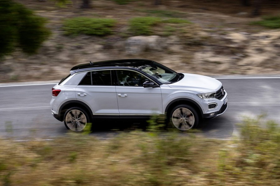 Car Reviews | Volkswagen T-Roc 2.0 TDI 4Motion | CompleteCar.ie