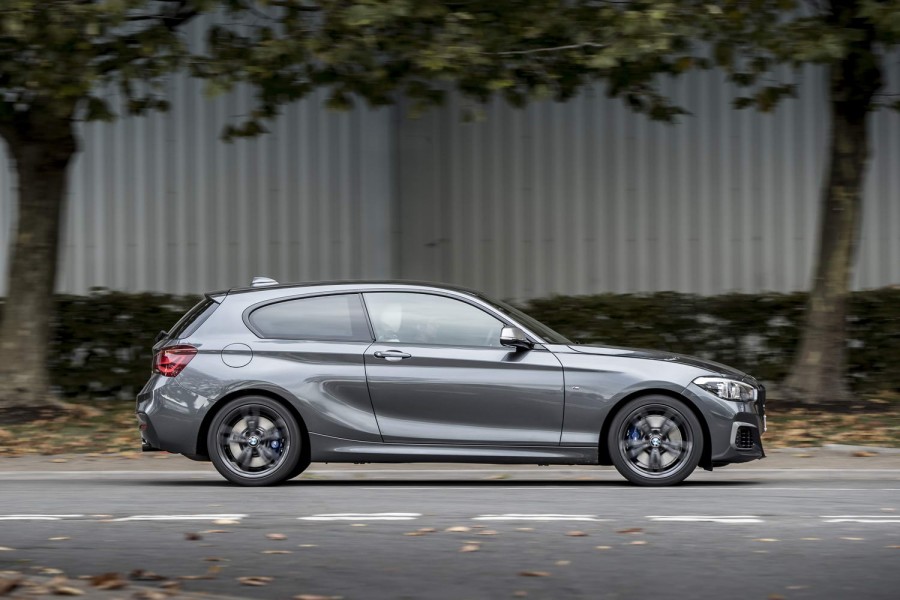 Car Reviews | BMW 1 Series | CompleteCar.ie