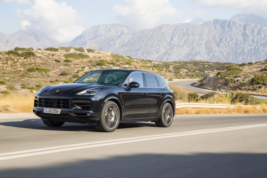 Car Reviews | Porsche Cayenne Turbo | CompleteCar.ie