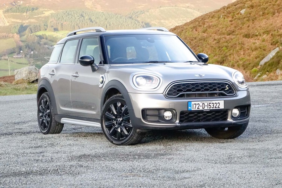 Car Reviews | MINI Countryman Cooper S E ALL4 | CompleteCar.ie