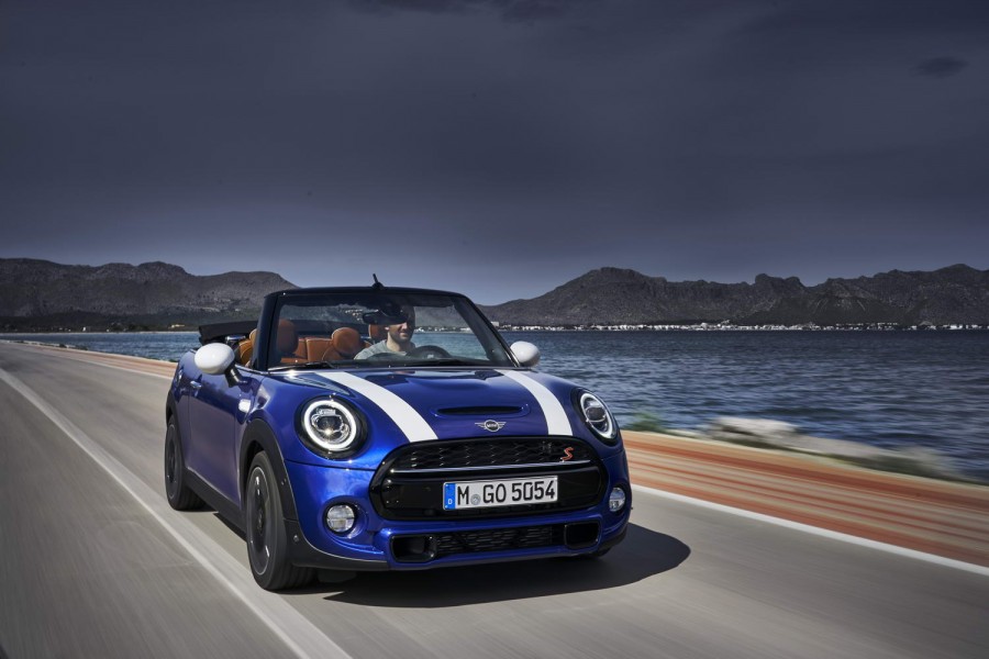 Car Reviews | MINI Cooper S Convertible | CompleteCar.ie