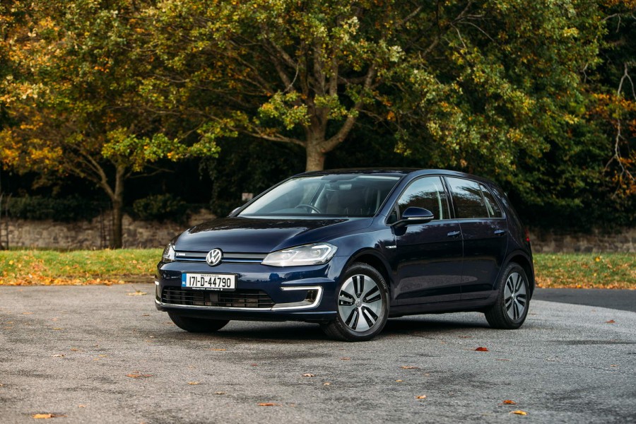 Car Reviews | Volkswagen e-Golf | CompleteCar.ie