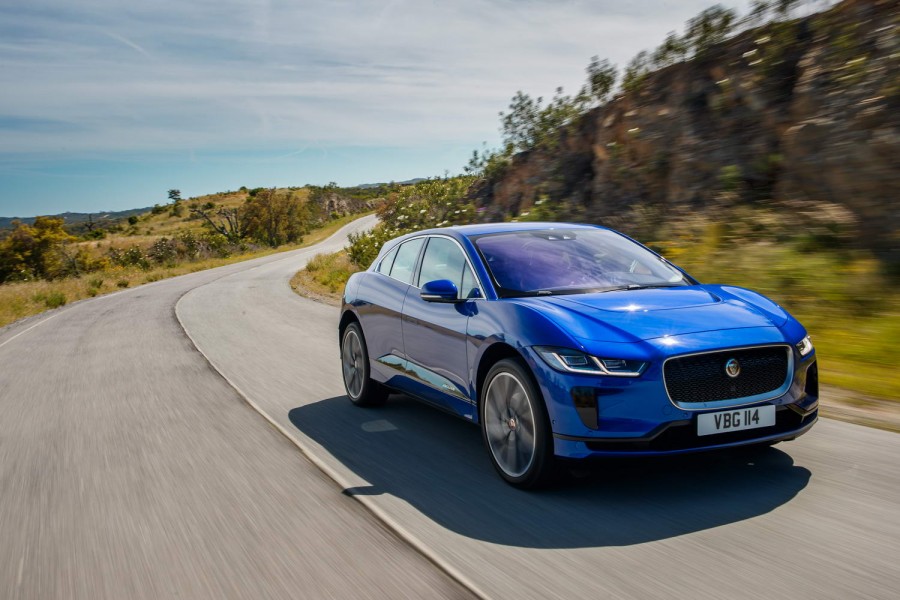 Car Reviews | Jaguar I-Pace EV400 | CompleteCar.ie