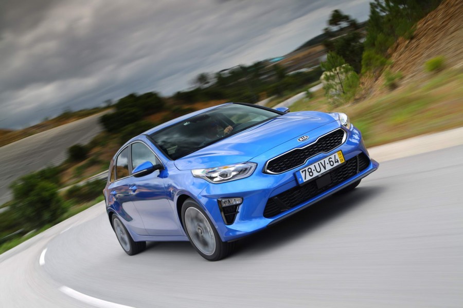 Car Reviews | Kia Ceed 1.6 CRDi diesel | CompleteCar.ie