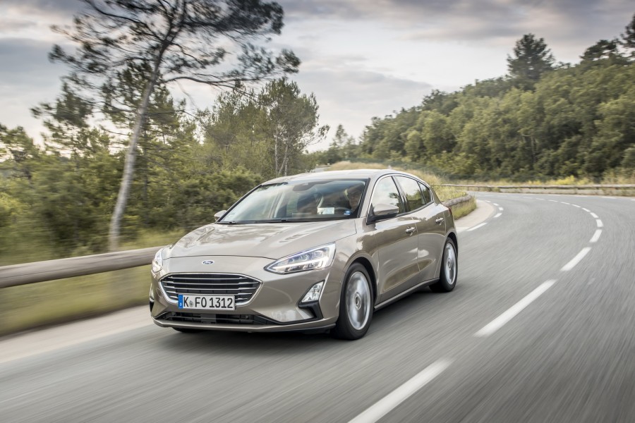 Car Reviews | Ford Focus 1.0 EcoBoost petrol | CompleteCar.ie