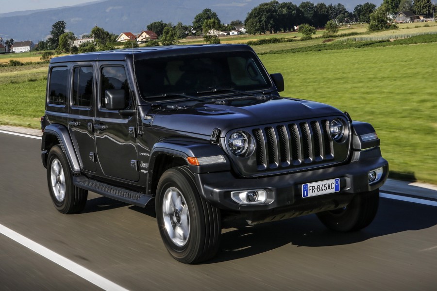Car Reviews | Jeep Wrangler 2.2 diesel Sahara | CompleteCar.ie