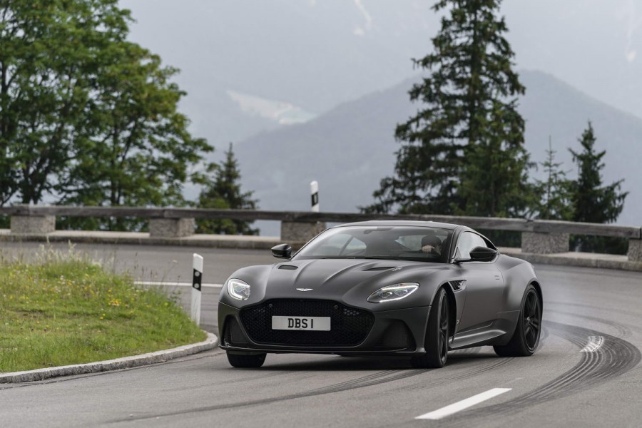 Car Reviews | Aston Martin DBS Superleggera | CompleteCar.ie