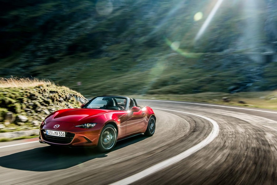 Car Reviews | Mazda MX-5 2.0 | CompleteCar.ie