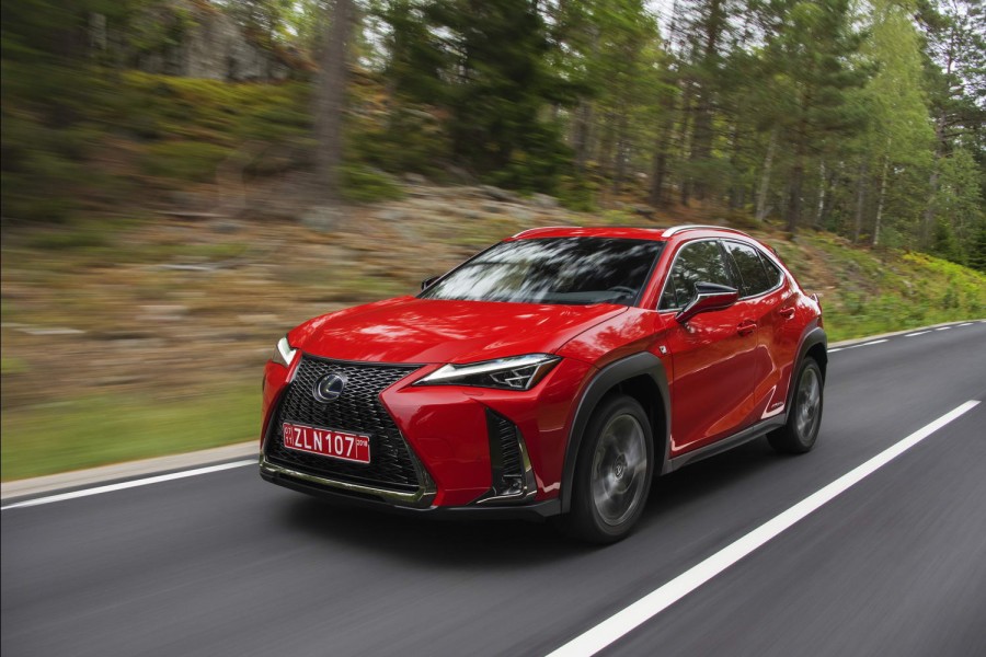 Car Reviews | Lexus UX 250h F Sport | CompleteCar.ie
