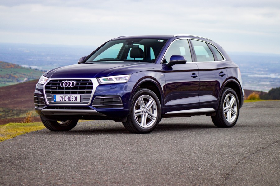 Car Reviews | Audi Q5 2.0 TDI quattro (2018) | CompleteCar.ie