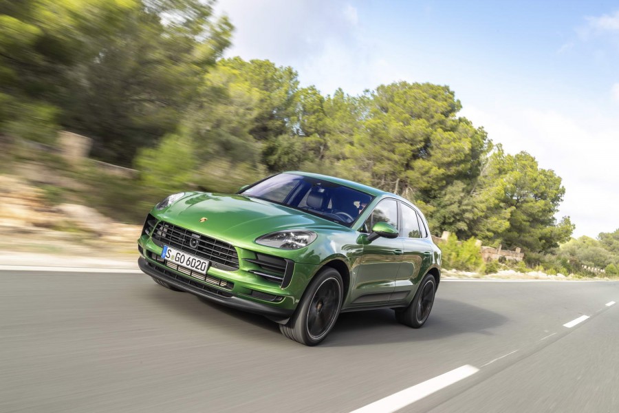 Car Reviews | Porsche Macan 2.0 petrol (2019) | CompleteCar.ie