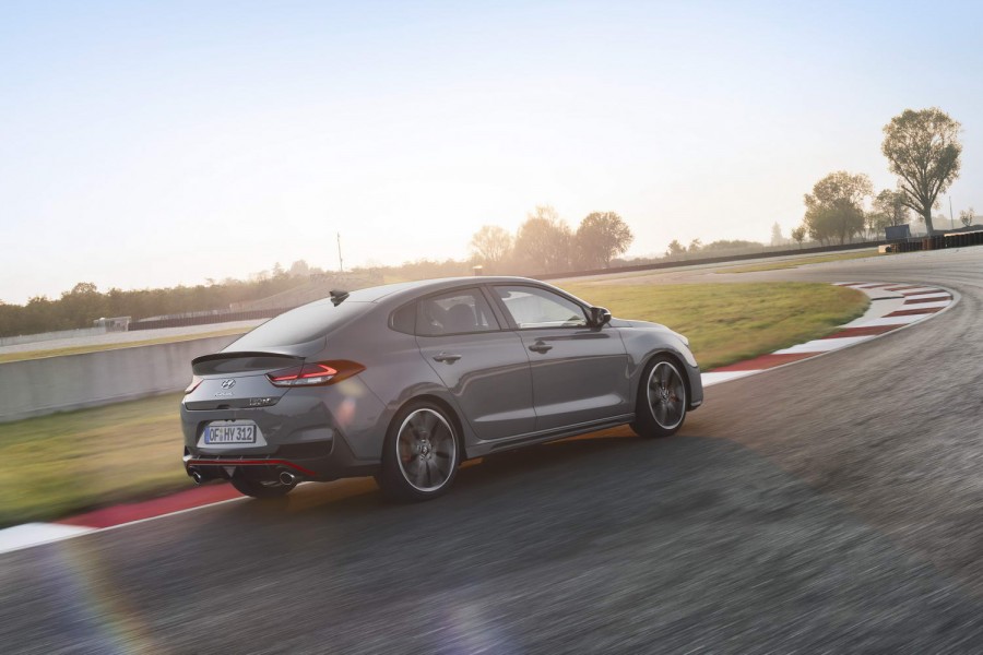 Car Reviews | Hyundai i30 Fastback N (2019) | CompleteCar.ie
