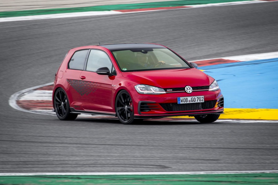 Car Reviews | Volkswagen Golf GTI TCR | CompleteCar.ie