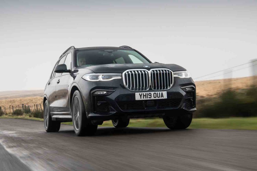 Car Reviews | BMW X7 xDrive30d (2019) | CompleteCar.ie