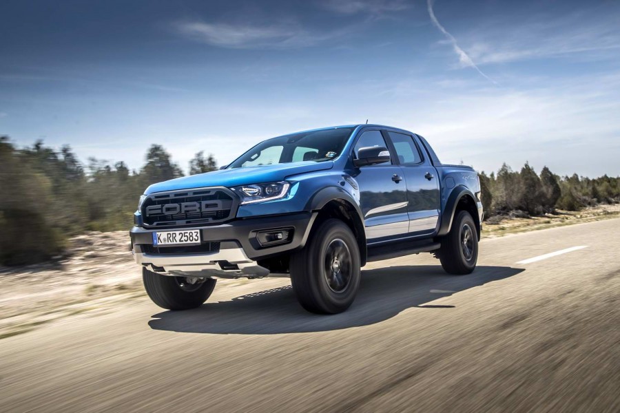 Car Reviews | Ford Ranger Raptor diesel (2019) | CompleteCar.ie