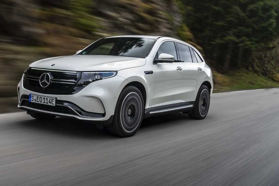 Car Reviews | Mercedes-Benz EQC 400 4Matic (2019) | CompleteCar.ie