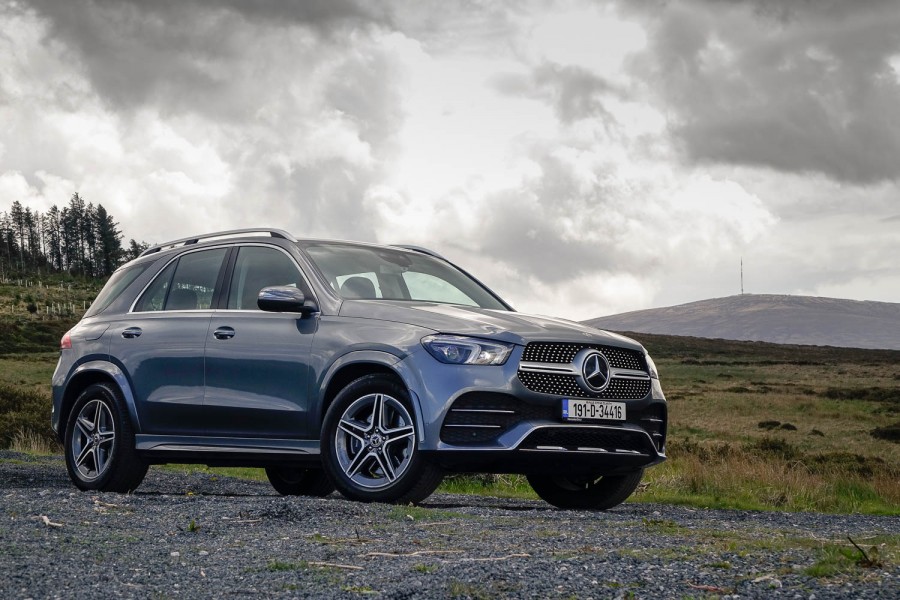 Car Reviews | Mercedes-Benz GLE 300 d 4Matic (2019) | CompleteCar.ie