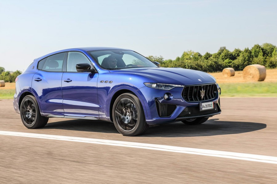 Car Reviews | Maserati Levante Trofeo (2020) | CompleteCar.ie