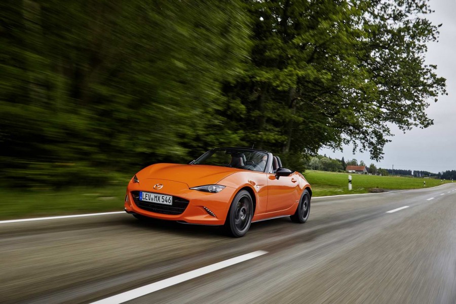 Car Reviews | Mazda MX-5 | CompleteCar.ie