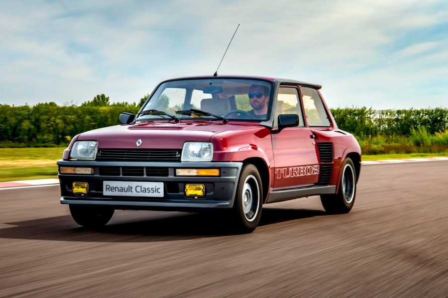 Car Reviews | Renault 5 Turbo 2 (1983) | CompleteCar.ie
