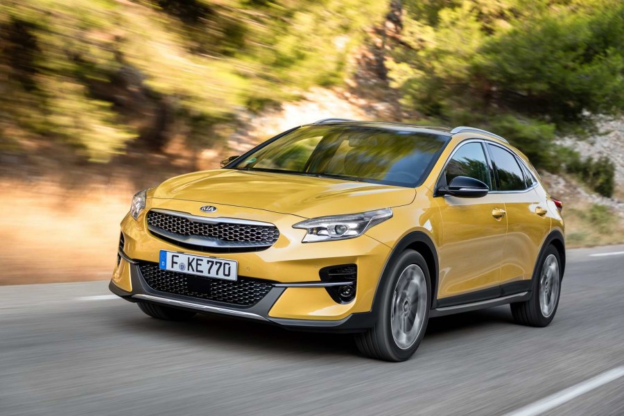 Car Reviews | Kia XCeed 1.6 CRDi diesel (2020) | CompleteCar.ie