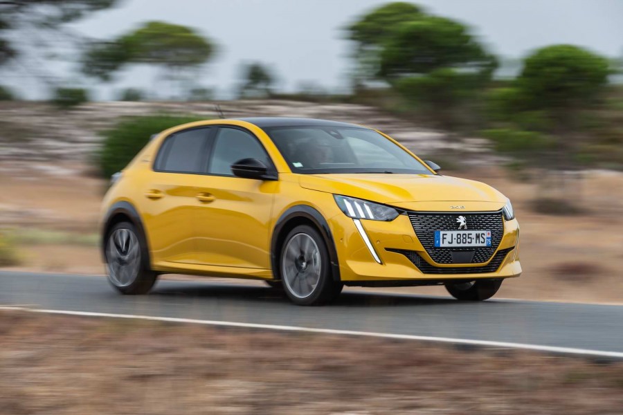 Car Reviews | Peugeot 208 1.2 PureTech 100 petrol (2020) | CompleteCar.ie
