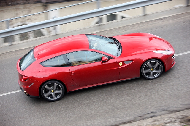 Car Reviews | Ferrari FF | CompleteCar.ie