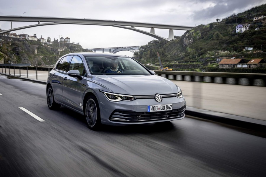 Car Reviews | Volkswagen Golf | CompleteCar.ie