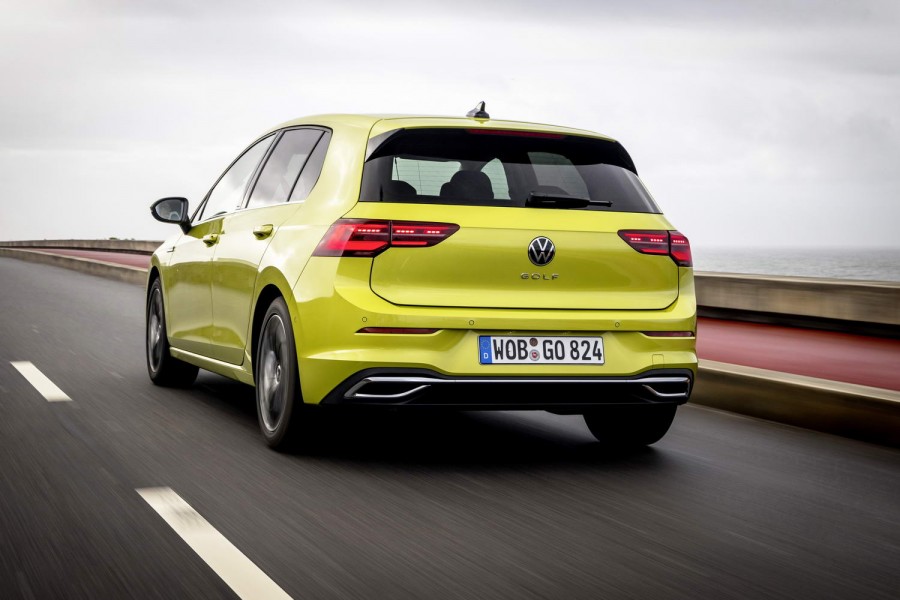 Car Reviews | Volkswagen Golf 2.0 TDI 150 (2020) | CompleteCar.ie