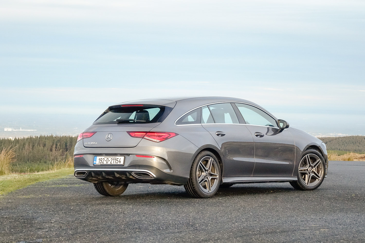Car Reviews | Mercedes-Benz CLA 180 d Shooting Brake | CompleteCar.ie