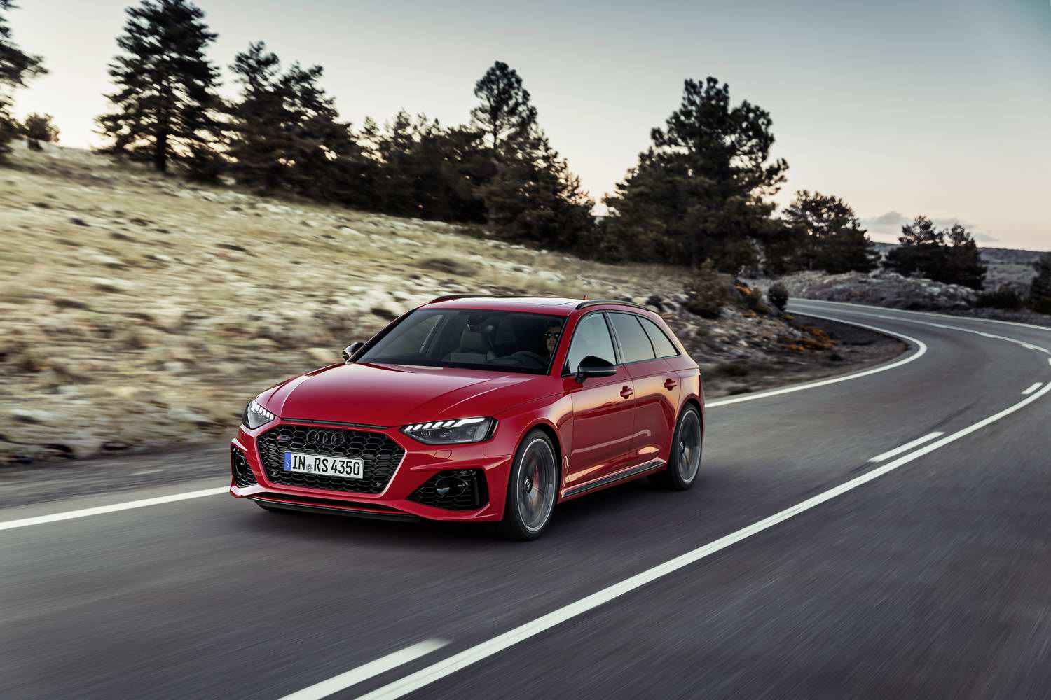 Car Reviews | Audi RS 4 Avant (2020) | CompleteCar.ie