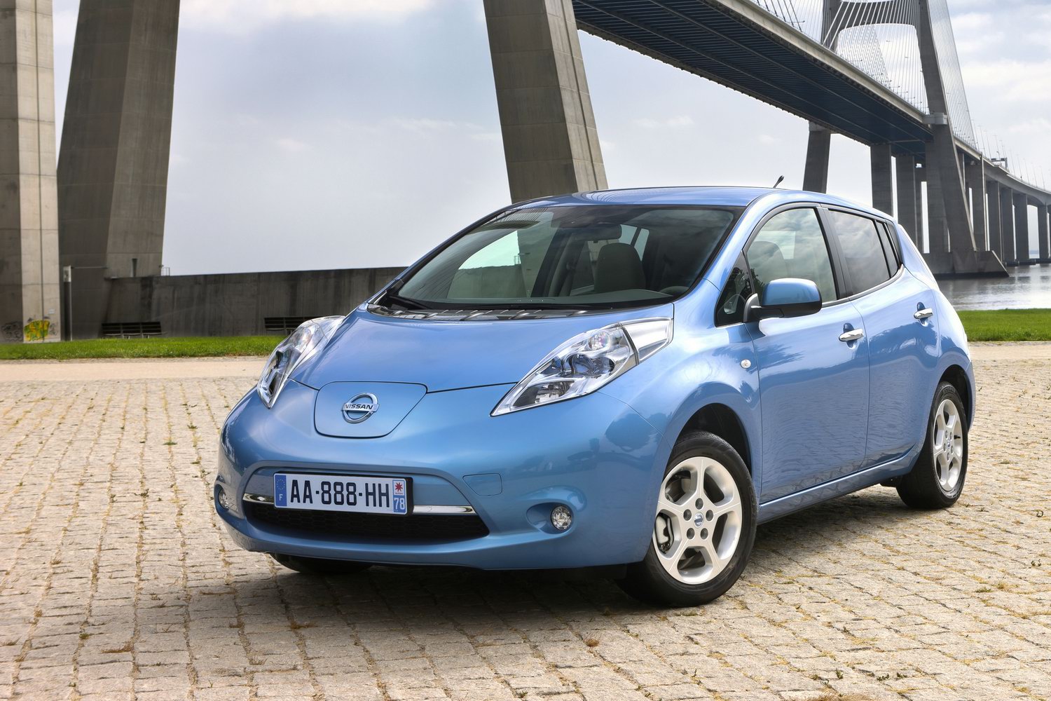 Nissan Leaf Mk1 (2011-2018) used car buying guide | CompleteCar.ie